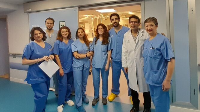El equipo de la Unidad de Arritmias del Hospital Virgen Macarena que participa en el estudio mundial.